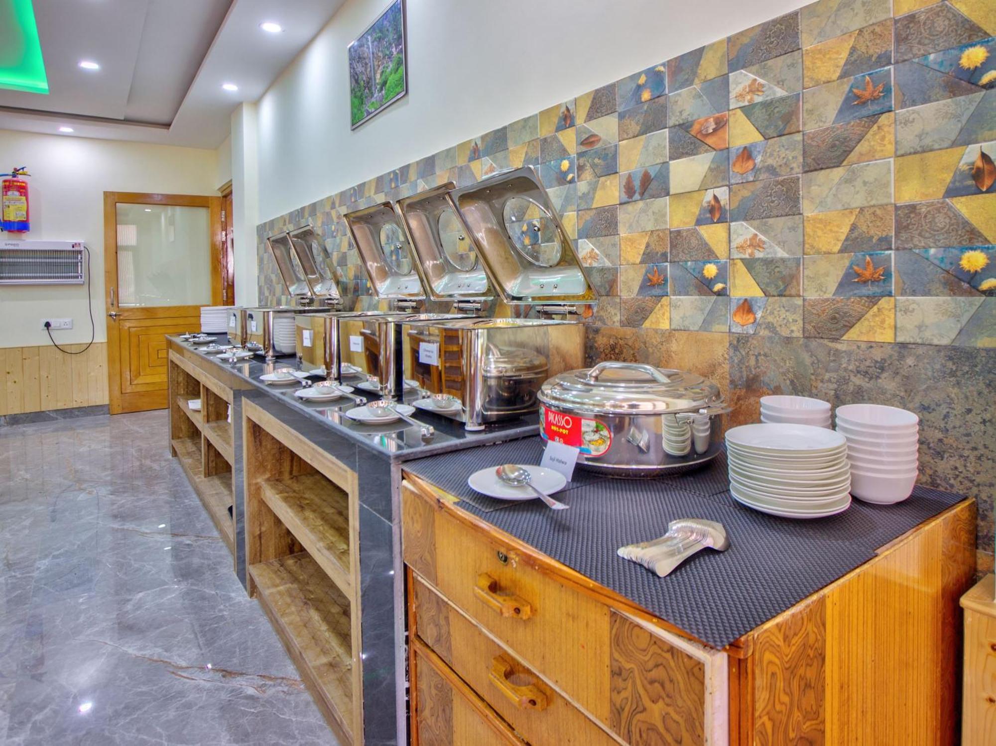 Swastik Grand 3*